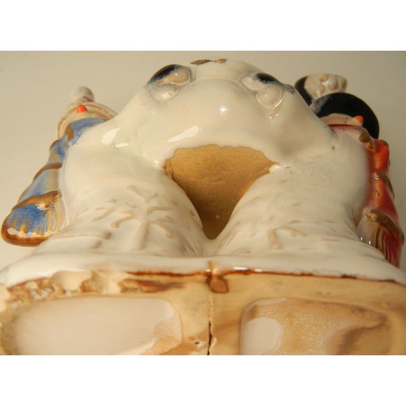 Holiday snowmen votive candle holder, 2 snowmen holding votive, luminary 6" X 5 - Picture 9 of 10